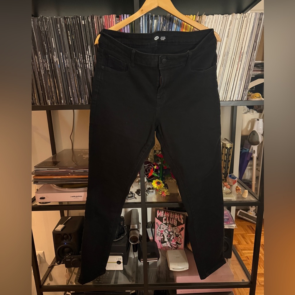 Old Navy Women's Black Skinny Jeans
